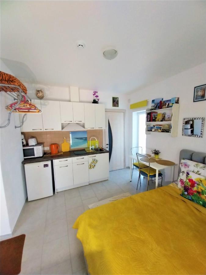 Geltoni Apartamentai Паланга Екстер'єр фото